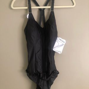 Oakley Swimsuit Size Small Petit Black